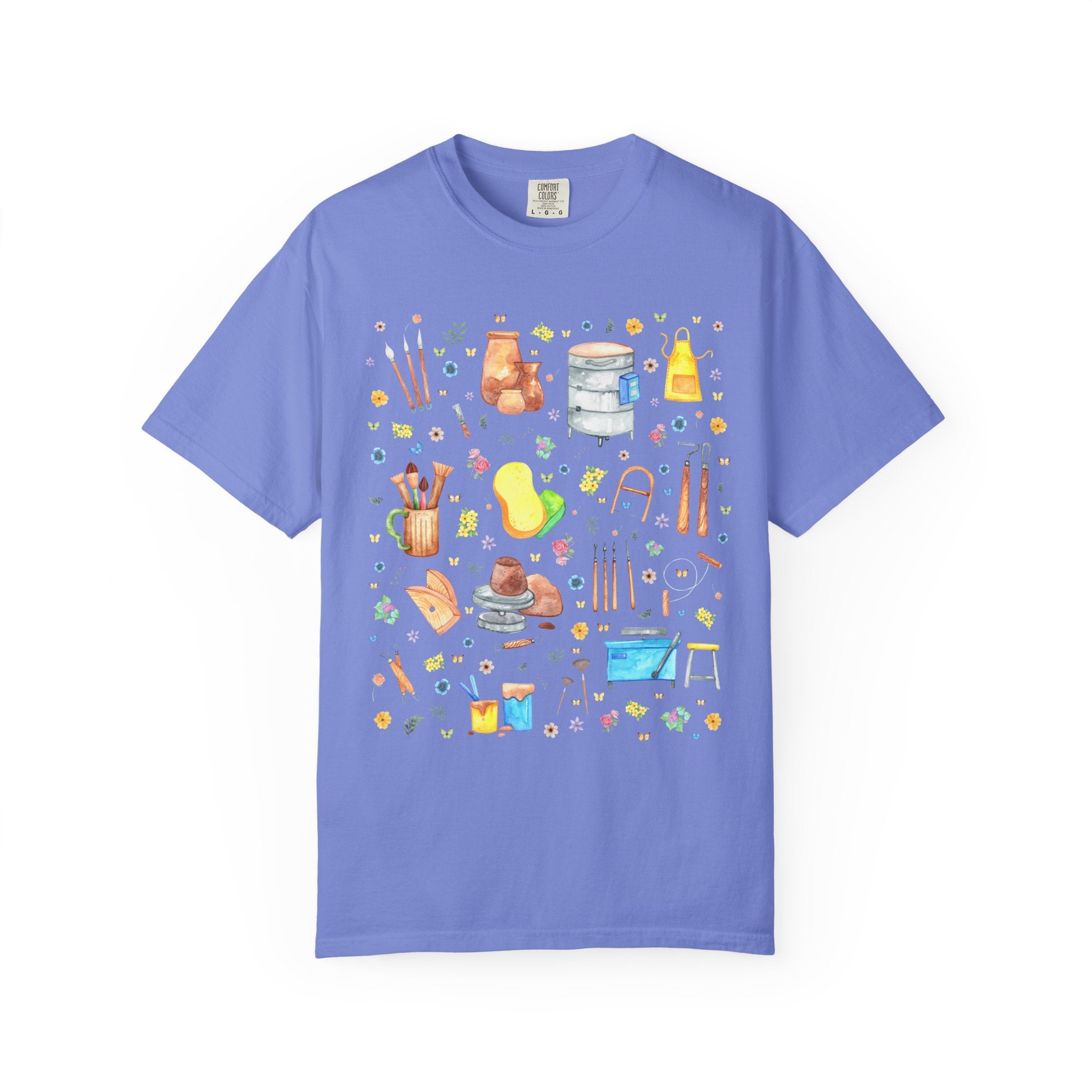 Cute Pottery Tee Shirt for Ceramic Artist: Boho Whimsigoth T-Shirt for Friend Who Loves Pottery, High School Art Teacher Gift with Flowers