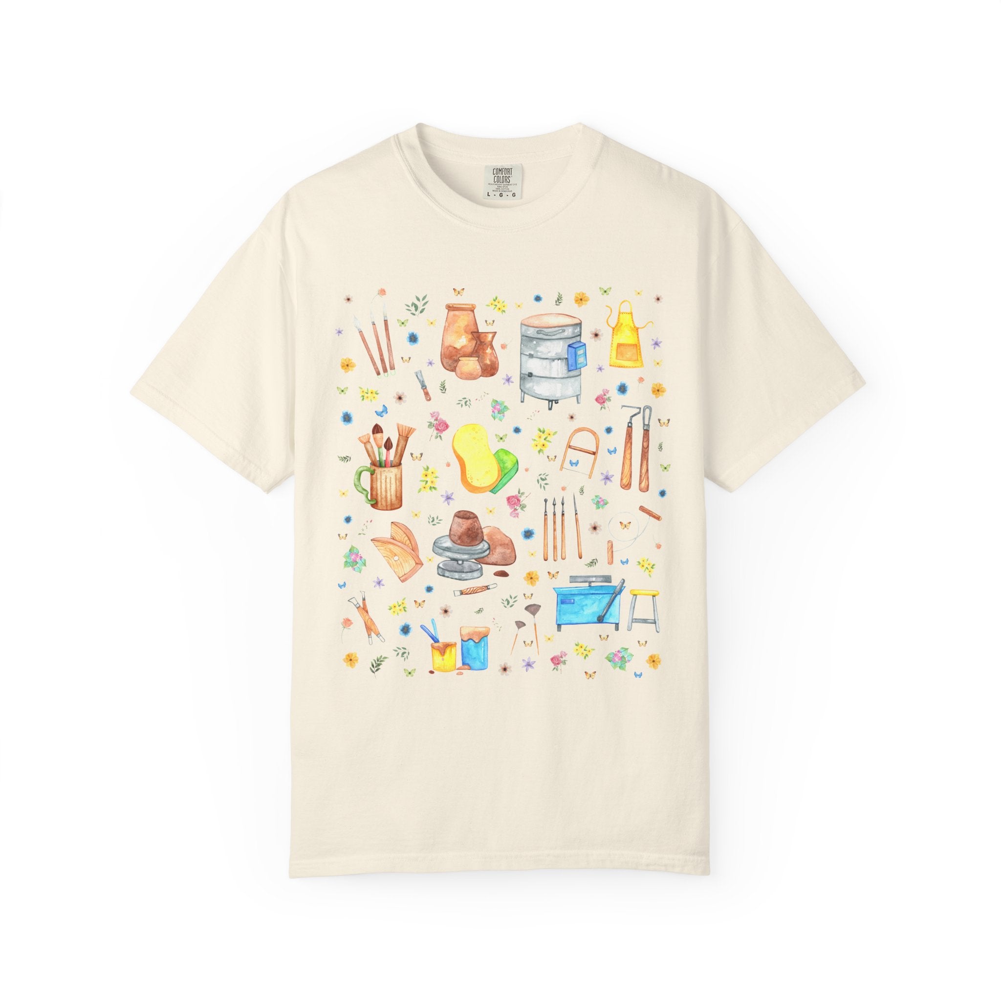 Cute Pottery Tee Shirt for Ceramic Artist: Boho Whimsigoth T-Shirt for Friend Who Loves Pottery, High School Art Teacher Gift with Flowers