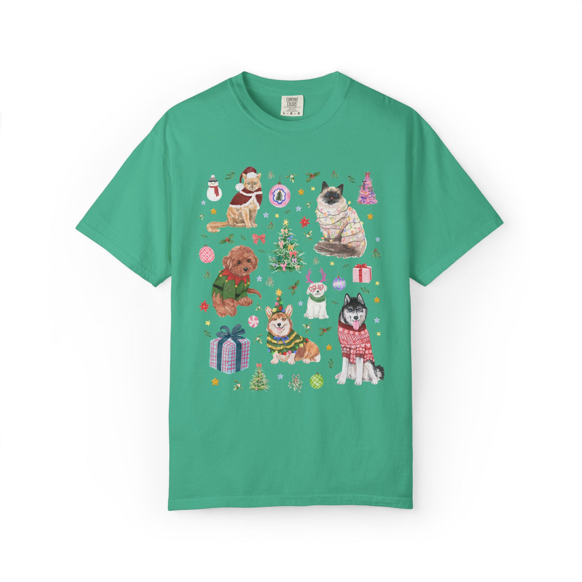 Maximalist Christmas Tee Shirt for Animal Lover with Kittens and Cats and Dogs, Funny Nostalgic Xmas Holiday T-Shirt, Cute Kitschy Vibe