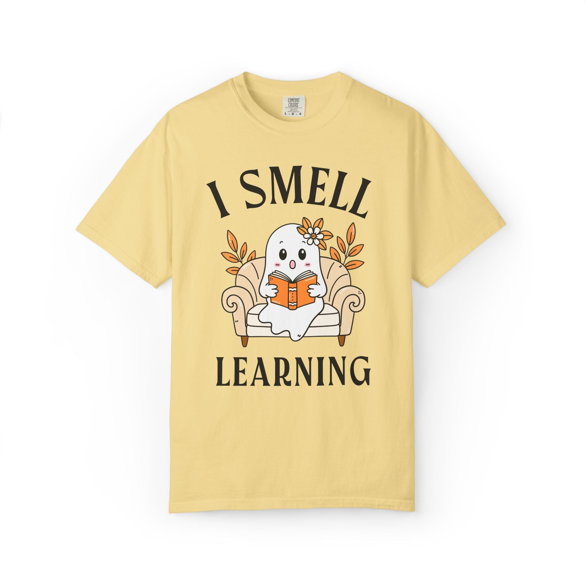 Halloween I Smell Learning Teacher Team T-Shirt with Ghost Reading a Book, Cute Retro Aesthetic Spooky Season Tee for Elementary Teacher - Opal and June
