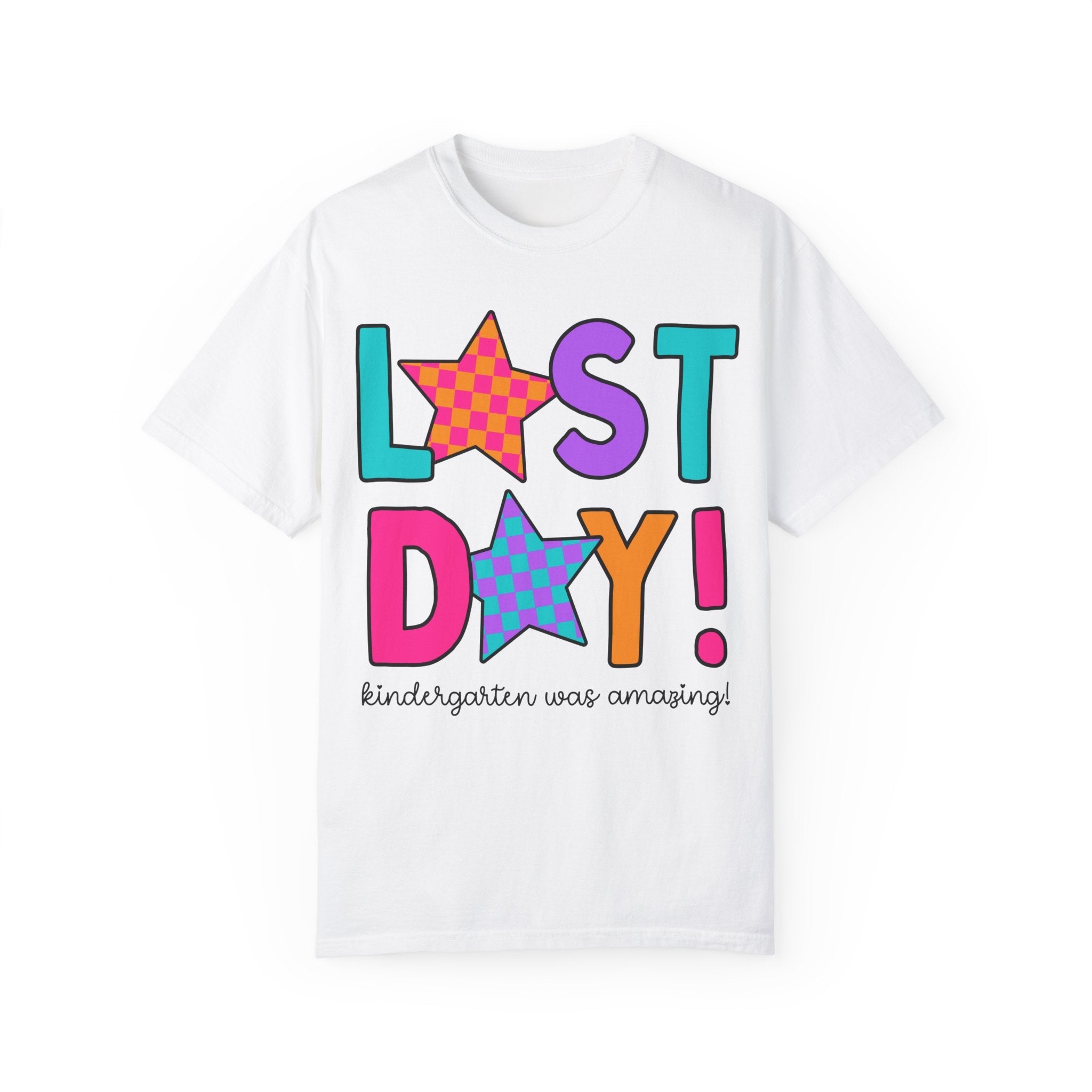 Last Day of School Tee Shirt with Stars, End of the School Year T-Shirt for Kindergarten Crew, Cute Hello Summer Teacher Appreciation Gift - Opal and June