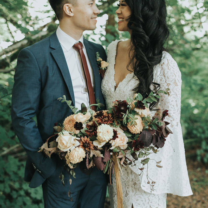 A 1970s Inspiration Shoot in the Seattle Woods | Planned by Tapestry Events