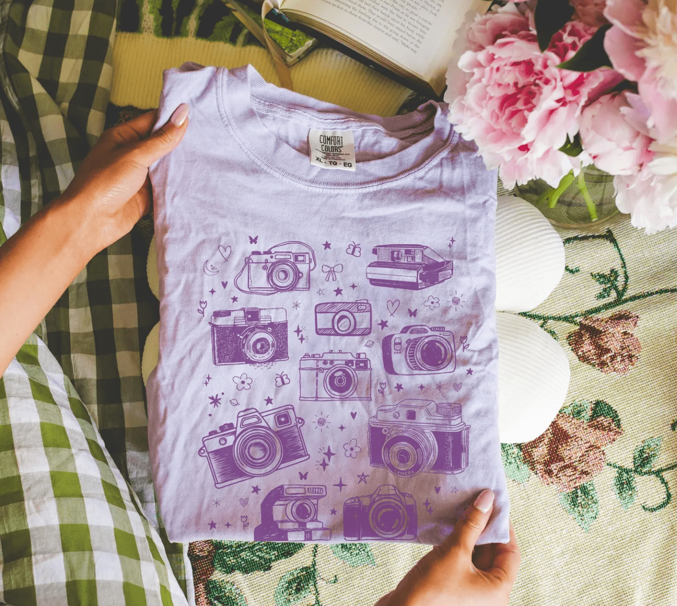 Photographer Shirts: Cute T-Shirts for Long Photoshoot Days - Opal and June