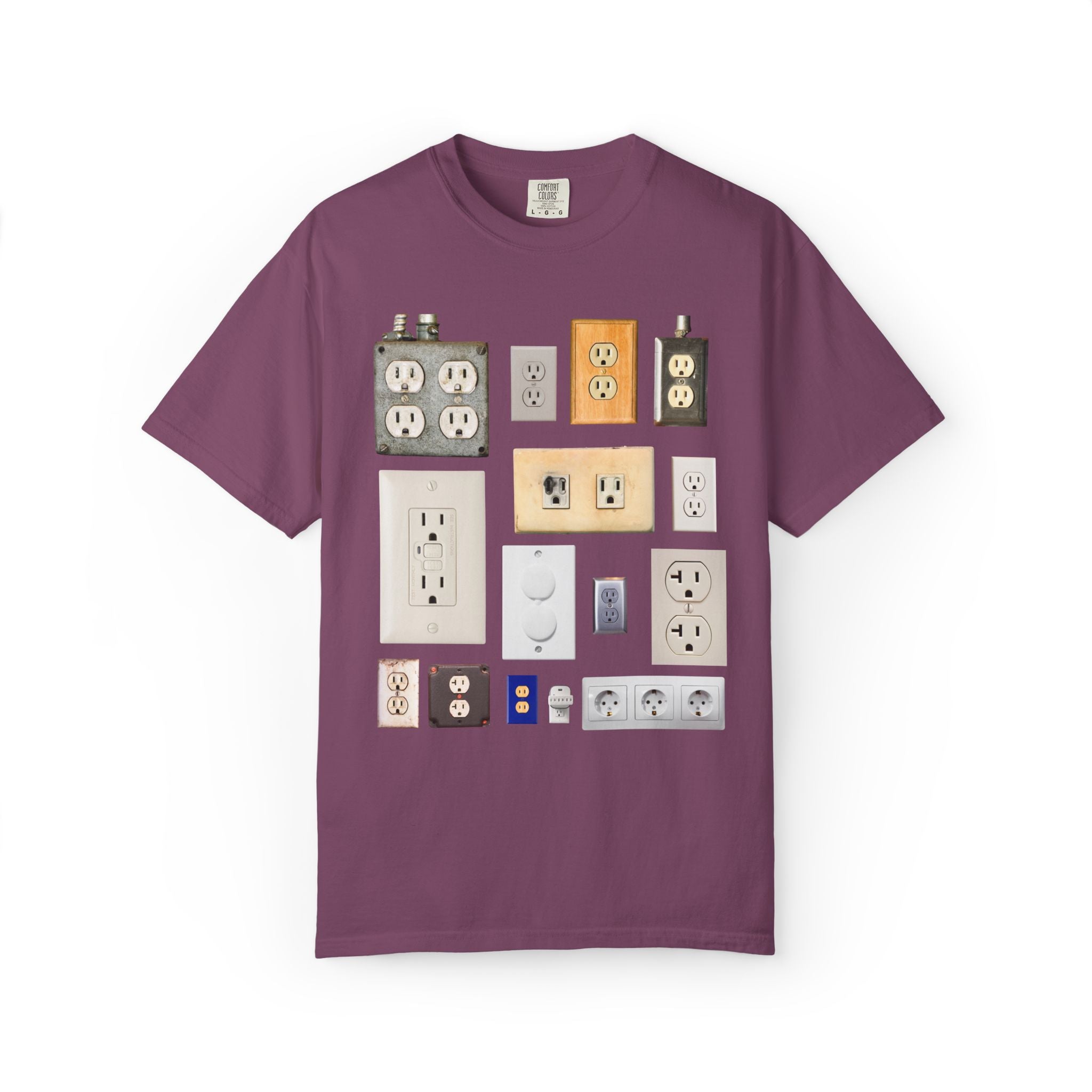 Electrical Science or Electric Technician Tee Shirt with Electrical Outlets: Funny Electrostatics Electricity Gift for Science Teacher