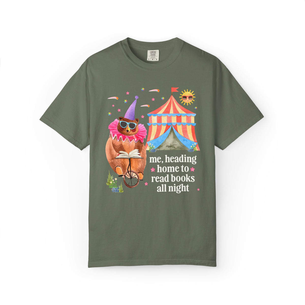 Me, Heading Home to Read Books All Night: Cute Dreamcore Bear T-Shirt for Bookworm Animal Lover, Cute Bookish Tee for Reader