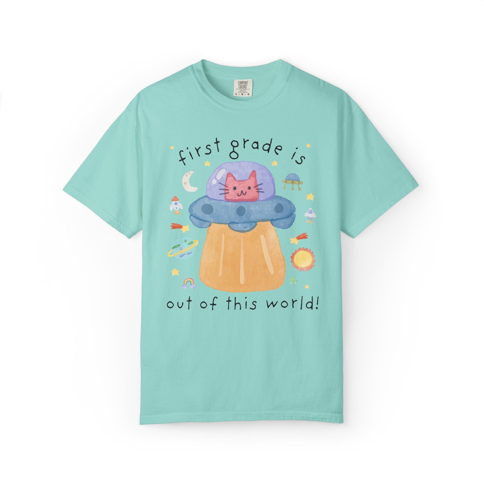 Matching Cat Mom Teacher Tee Shirt with Kitten in a UFO: Learning is Out of this World 90s Throwback Tee for Grade Level, Science Teacher