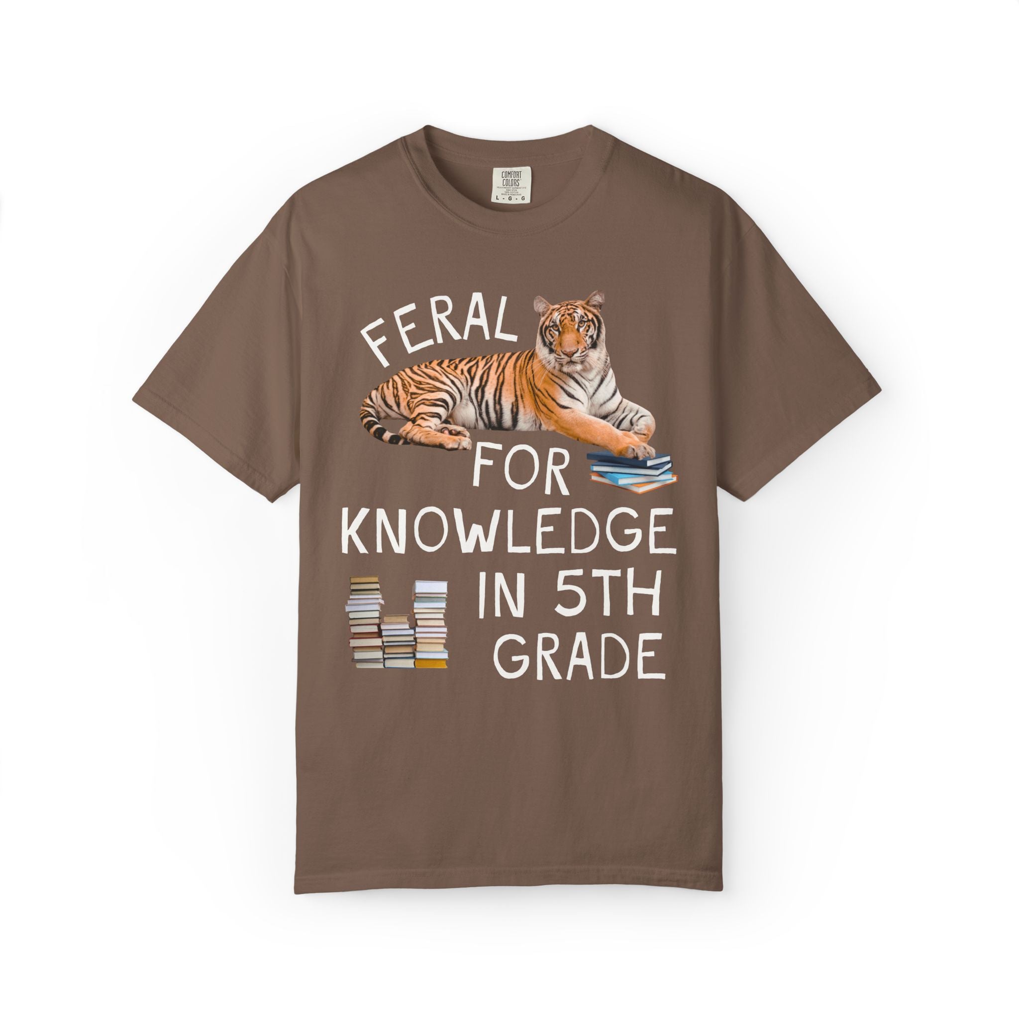 Fifth Grade Teacher Team Shirt: Feral for Knowledge in 5th Grade, Silly Animal Lover T-Shirt with Tiger Holding Books, Matching Teacher Tee