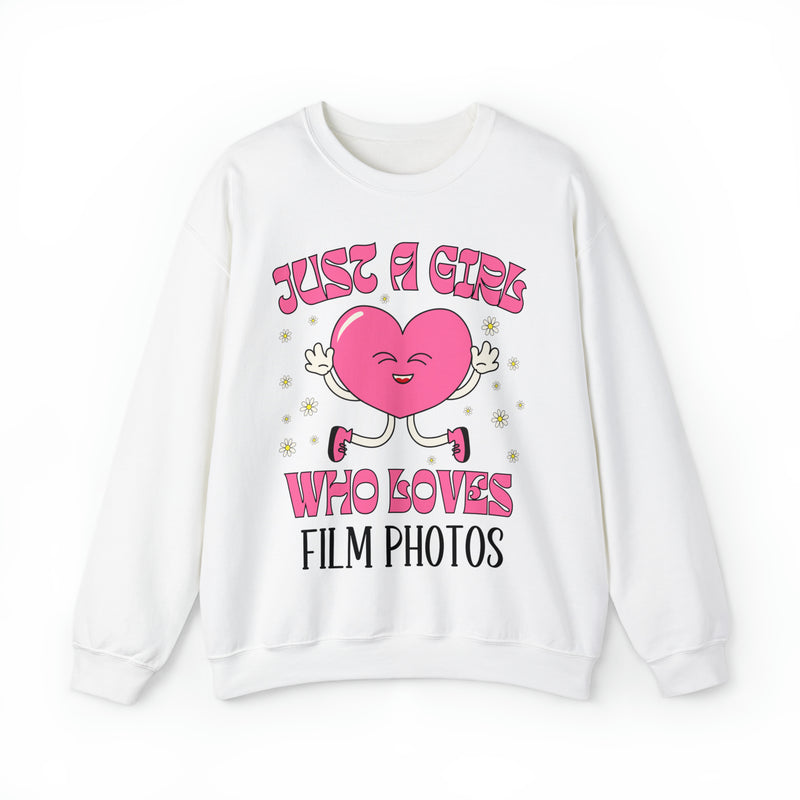 Funny Photographer Sweatshirt for Film Photographer: Cute Retro Heart