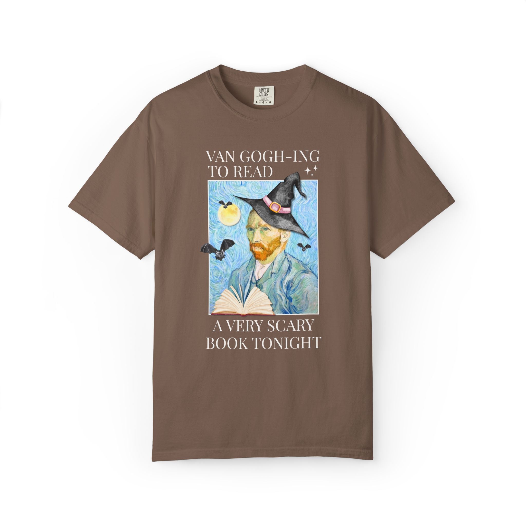 Bookish Halloween Tee Shirt for Art Historian, Silly Vincent Van Gogh Book Lover T-Shirt: Read a Very Scary Book, Horror Bookworm Librarian