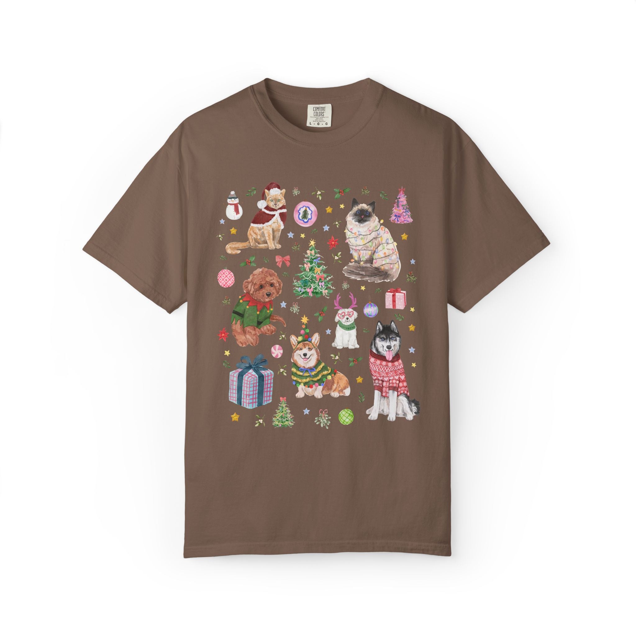 Maximalist Christmas Tee Shirt for Animal Lover with Kittens and Cats and Dogs, Funny Nostalgic Xmas Holiday T-Shirt, Cute Kitschy Vibe