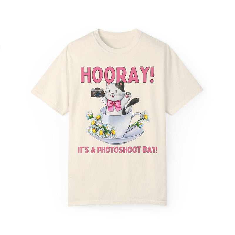 Cat Tee: It's a Photoshoot Day! - Opal and June