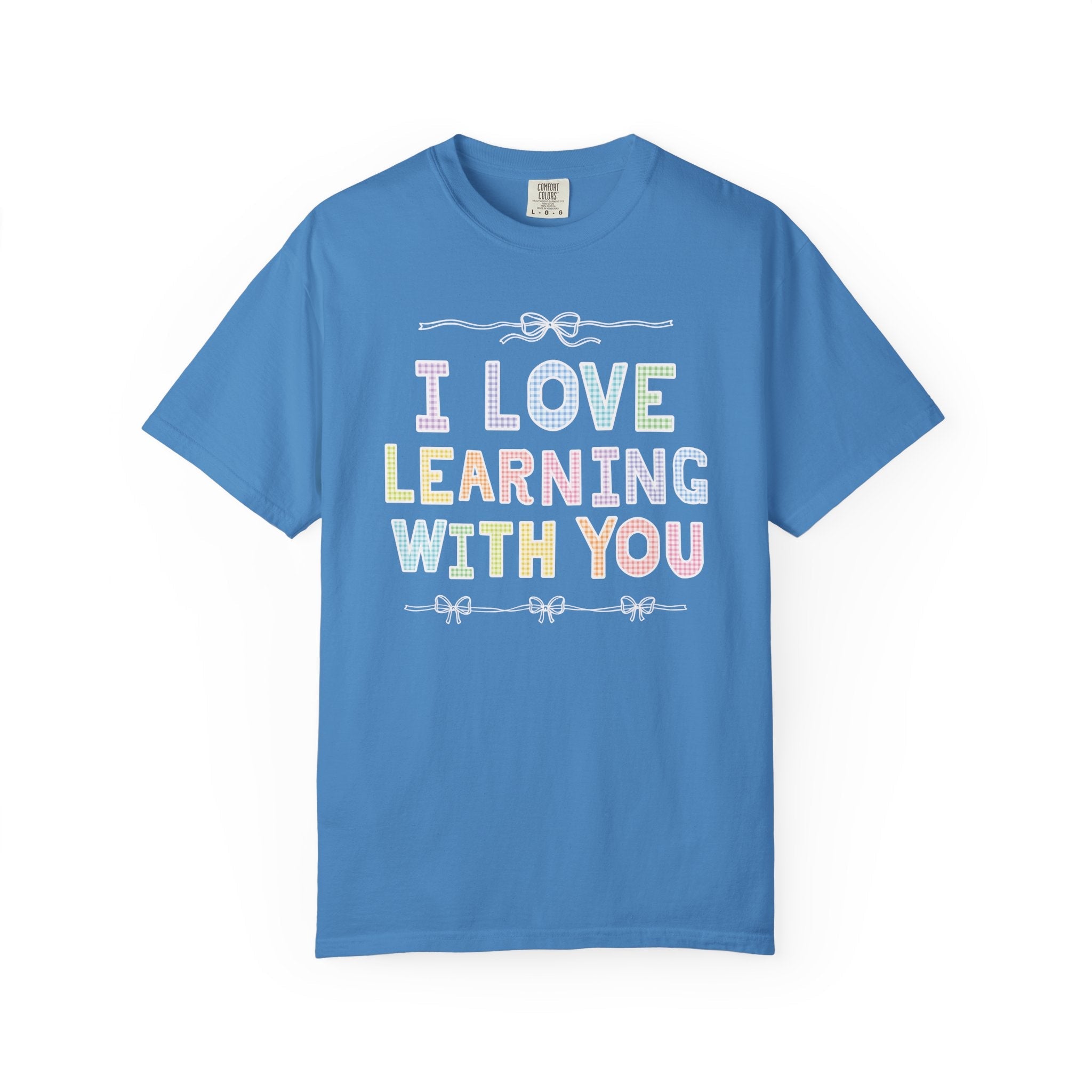 Cute Teacher Tee Shirt with Funny Saying for Elementary School Teacher or Teaching Aide: I Love Learning With You! Colorful 90s Aesthetic - Opal and June