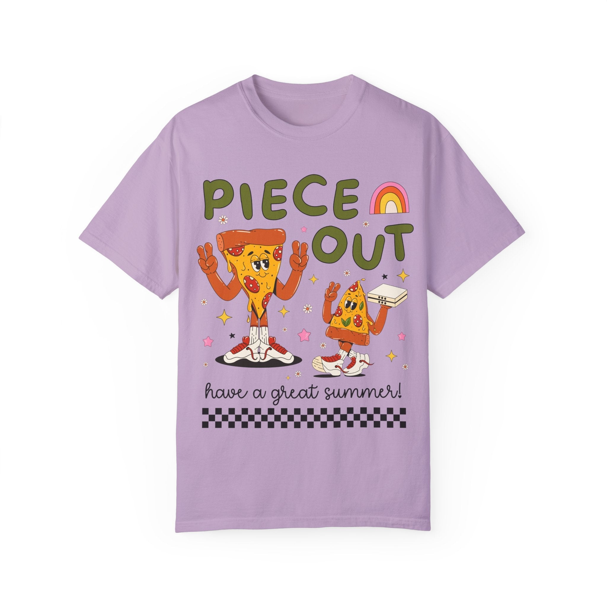 Last Day of School Teacher Tee Shit with Cute Pizza Slices Doing Peace Signs: Piece Out, Funny Saying End of School T-Shirt, Class Dismissed - Opal and June