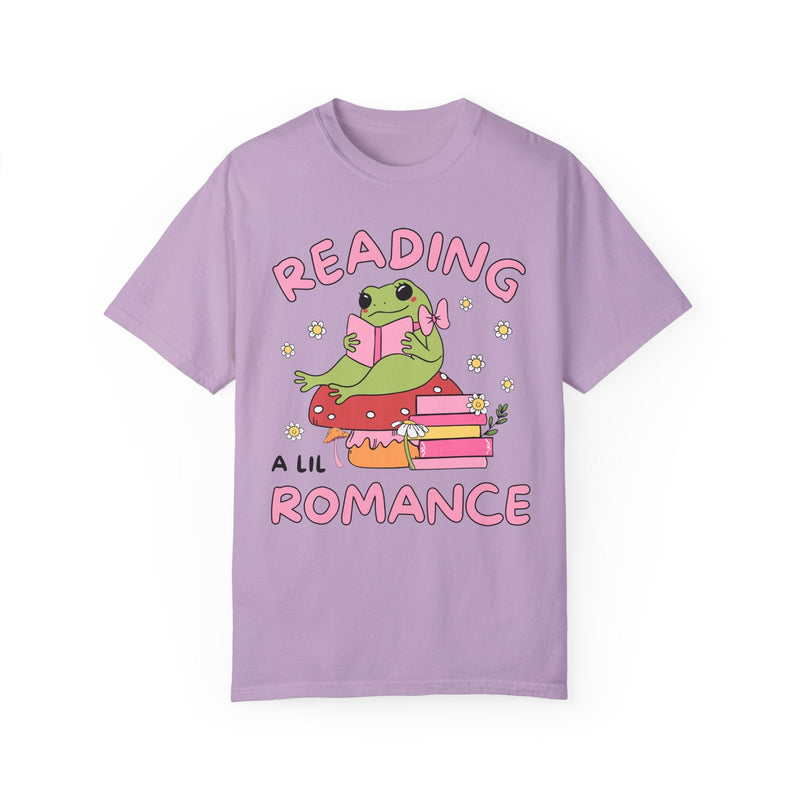 Reading a Lil Romance Tee - Opal and June