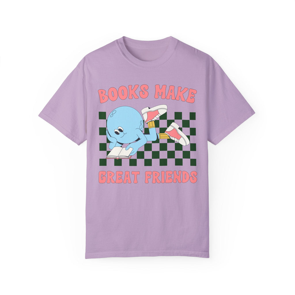 Retro Bookish Tee Shirt with Cute Earth Reading a Book on Checkered Pattern: Books Make Great Friends | Gift for Reader, Read More Books - Opal and June