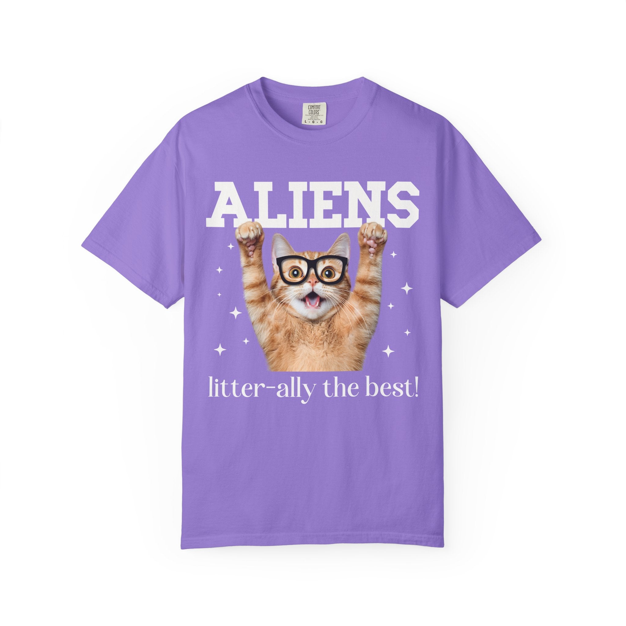 Silly Alien Lover Tee Shirt for Cat Mom or Cat Dad, Funny 90s Aesthetic Cat Lover Gift for Sister Who Loves Paranormal Stories and UFOs - Opal and June