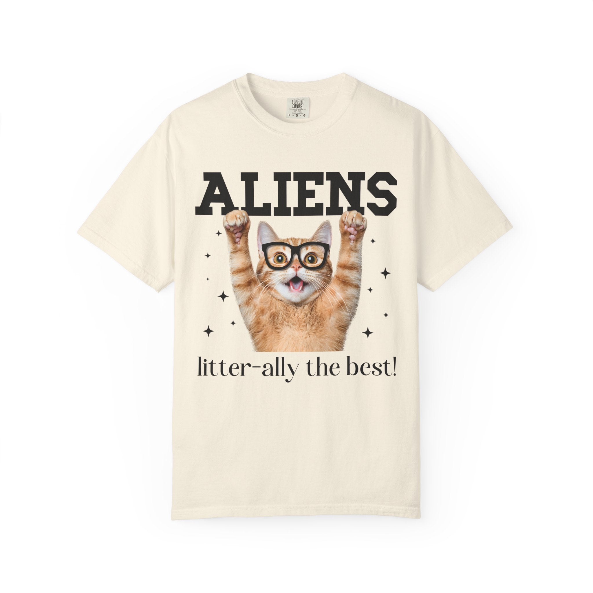 Silly Alien Lover Tee Shirt for Cat Mom or Cat Dad, Funny 90s Aesthetic Cat Lover Gift for Sister Who Loves Paranormal Stories and UFOs - Opal and June
